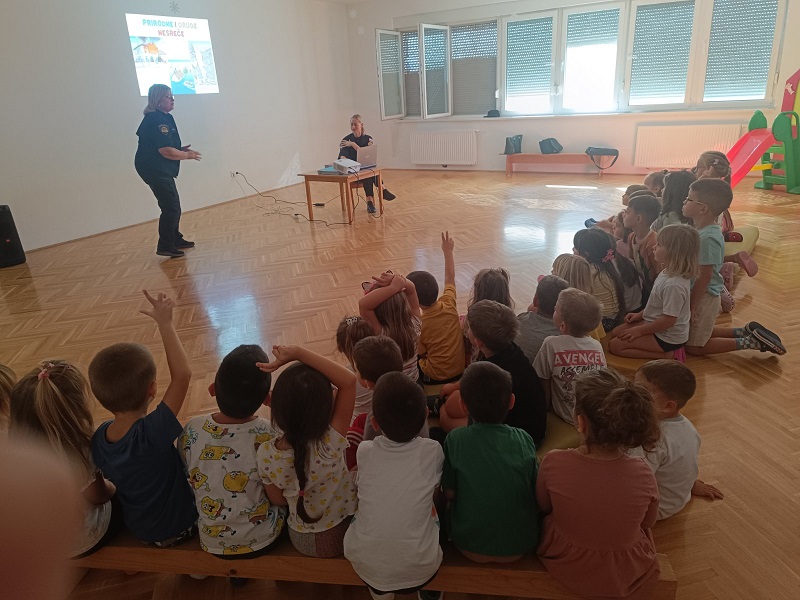 EDUKACIJA IZ PODRUČJA CIVILNE ZAŠTITE U DJEČJEM VRTIĆU “MALI PRINC” DALJ