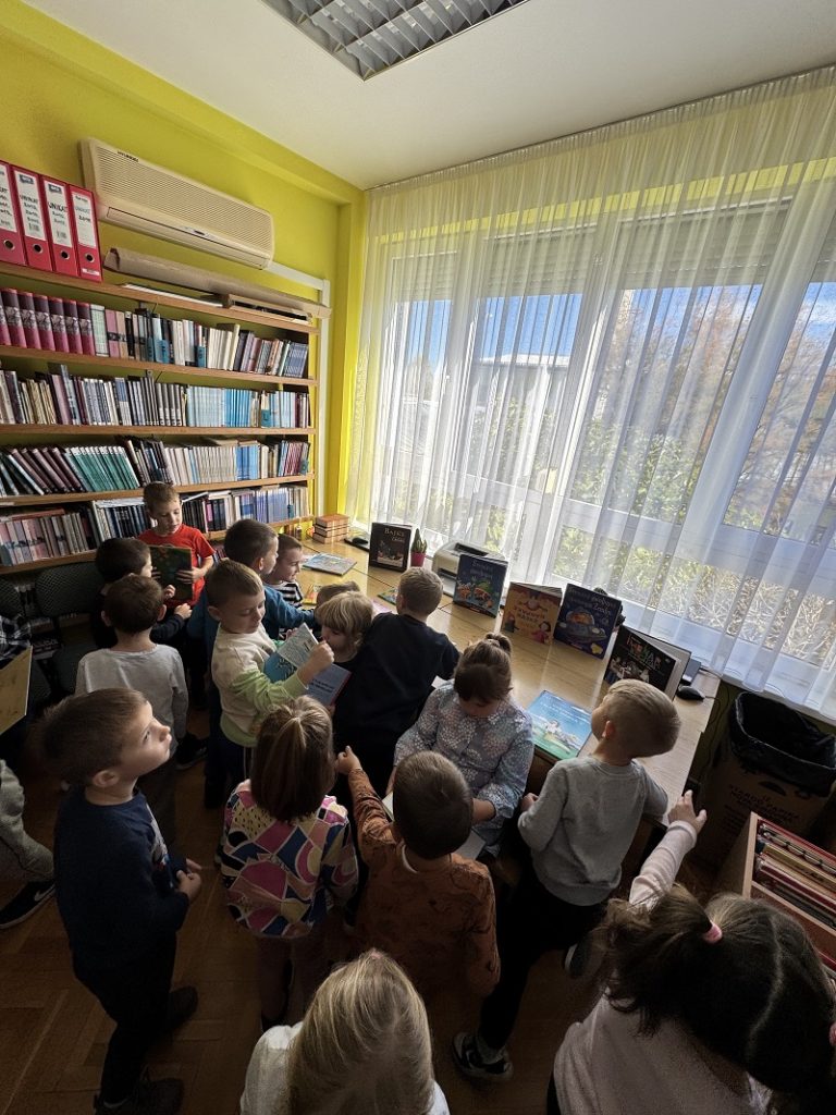 Posjet knjižnici