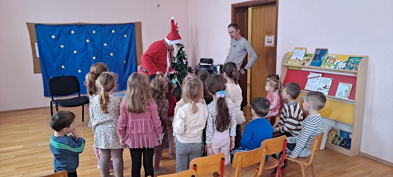 Djed Božičnjak u Jagodnjaku