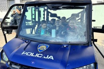 POSJET POLICIJSKOJ POSTAJI DALJ